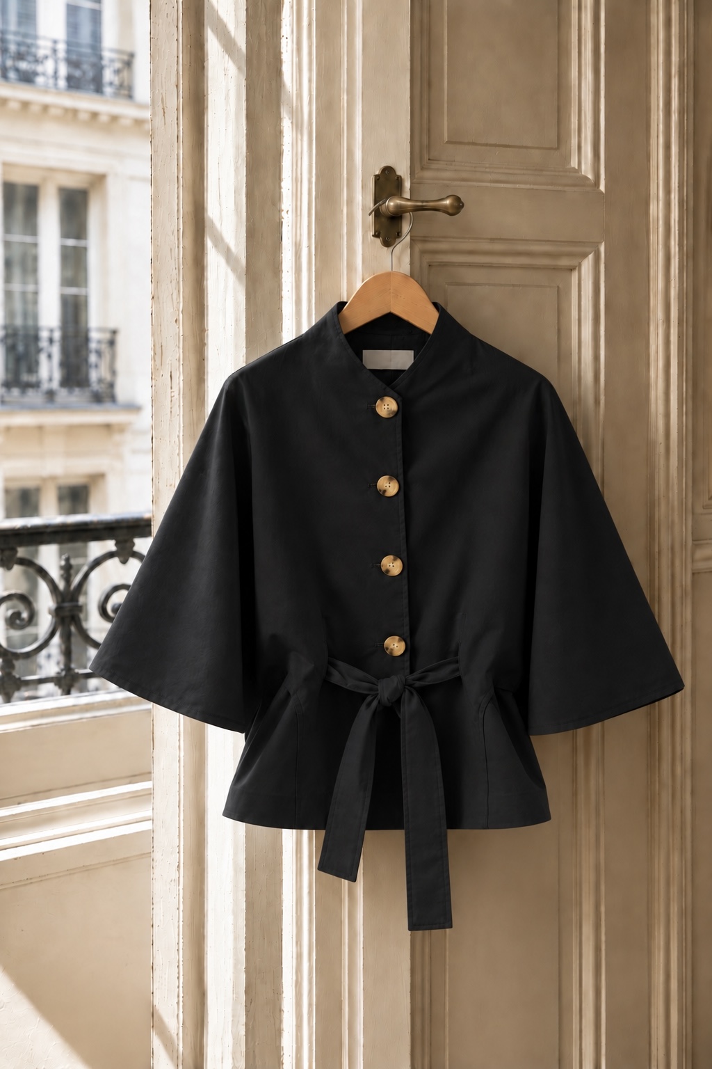 Gabardina Lolita Negra (preventa con envío 14-20 Octubre)